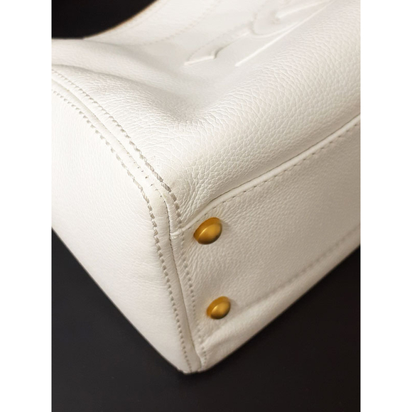 Chanel Coco Mark Semi-shoulder Bag white - Picture 5 of 9